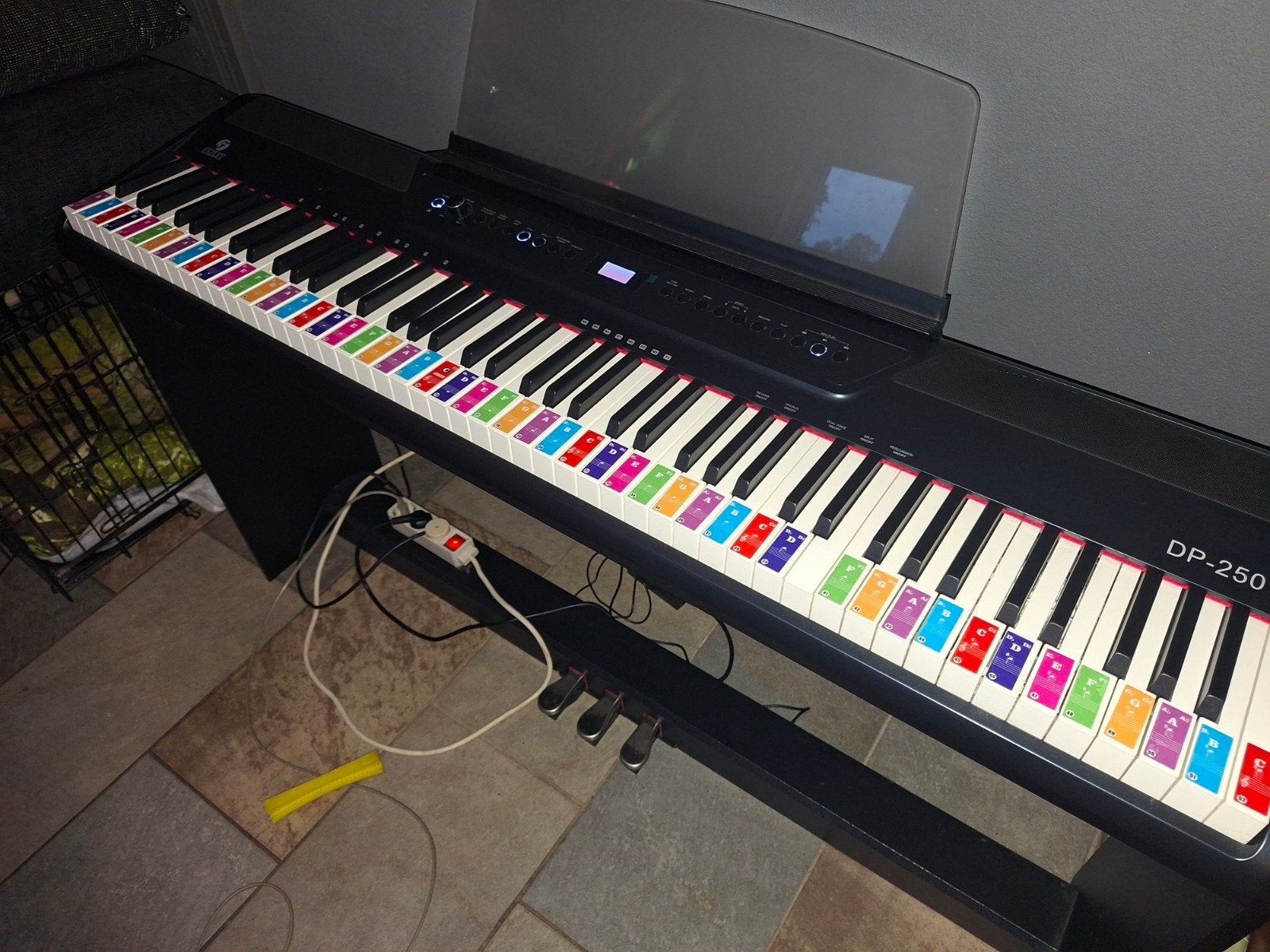 Fazley DP-250 Digitale Piano - Stroomkabel defect, Muziek en Instrumenten, Ophalen of Verzenden, Zo goed als nieuw, Zwart