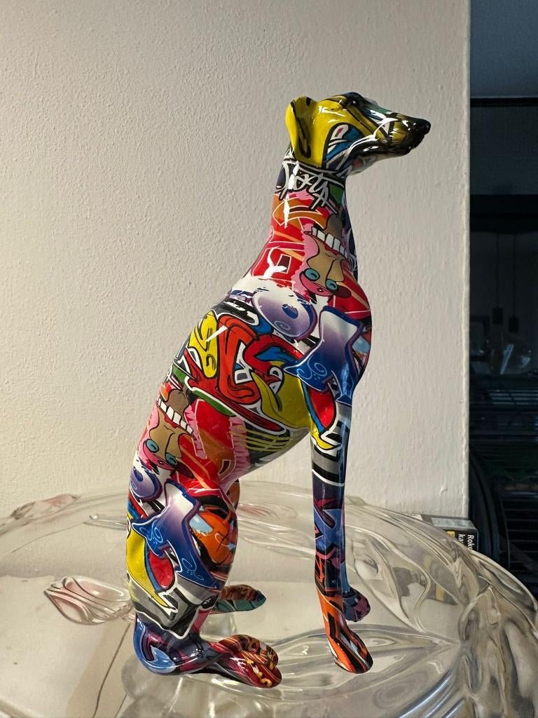 street a windhond whippet greyhound hond, Ophalen of Verzenden