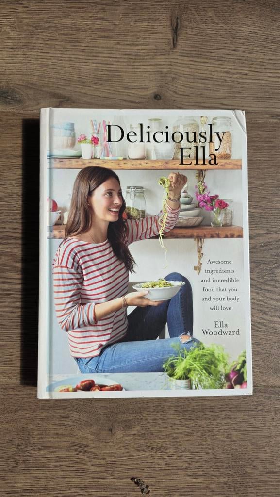 Deliciously Ella: Gezond en Lekker Koken, Boeken, Hoofdgerechten, Gezond koken, Ophalen of Verzenden, Zo goed als nieuw