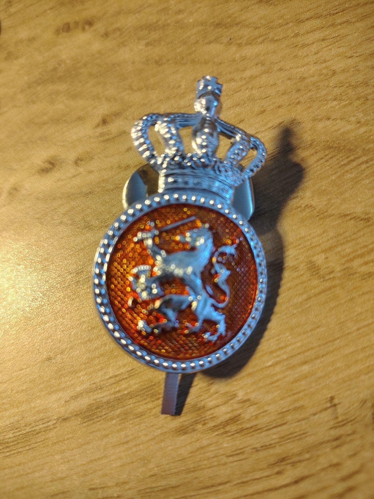 Koninklijke Landmacht pet embleem, Verzamelen, Ophalen of Verzenden, Landmacht, Nederland, Embleem of Badge