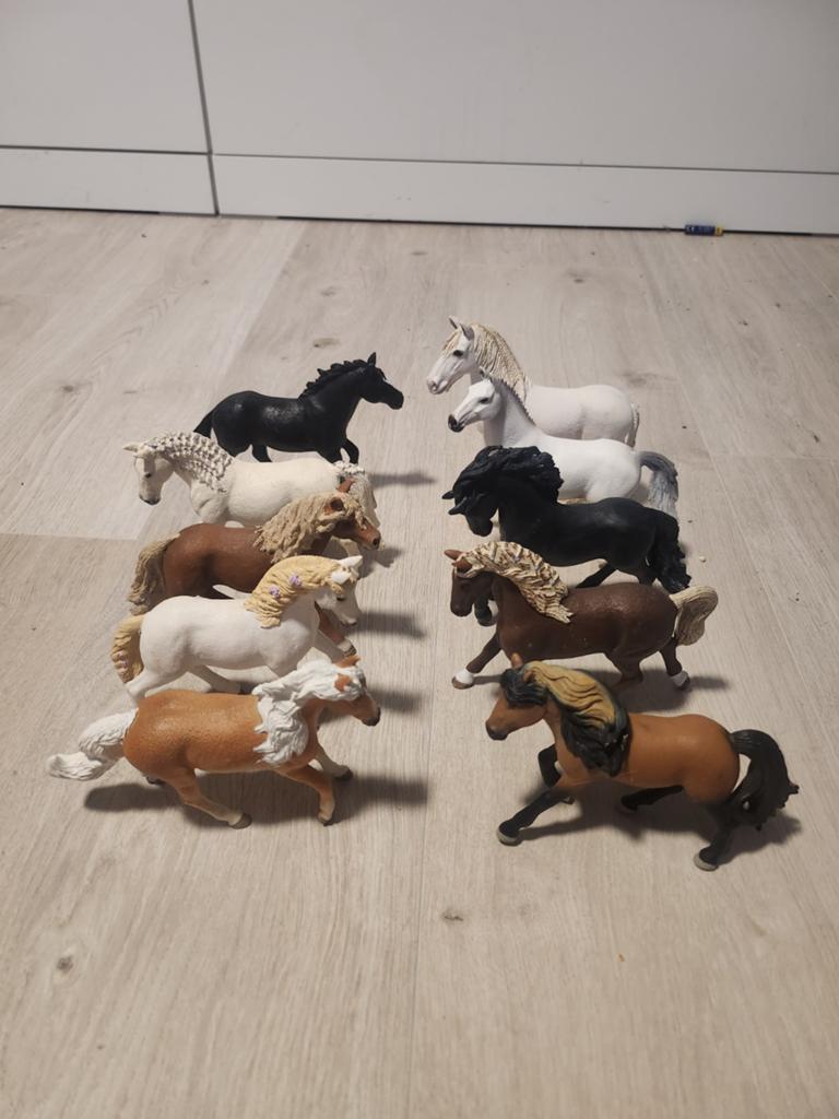 Schleich paarden en toebehoren - Grote set, Ophalen of Verzenden, Gebruikt