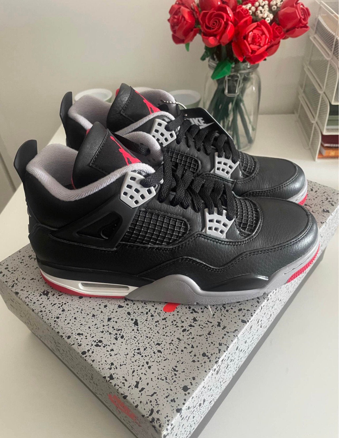 Jordan 4 Bred reimagined Maat 41 Nieuw, Ophalen of Verzenden, Zo goed als nieuw, Schoenen