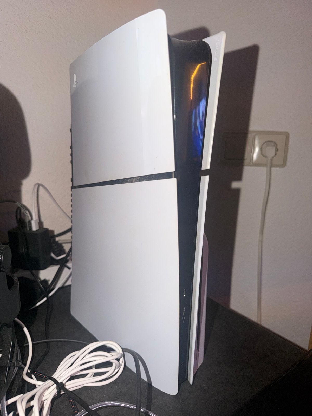 PlayStation 5 Slim Disc Versie - met 2 witte controllers, Ophalen, Zo goed als nieuw, Playstation 5
