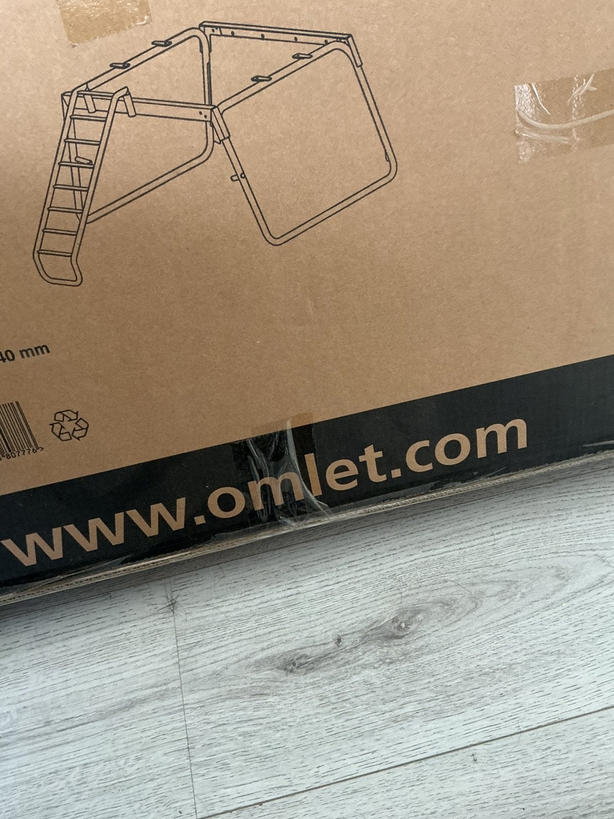 Omlet onderbouw met trap nieuw, Mannelijk, Kip