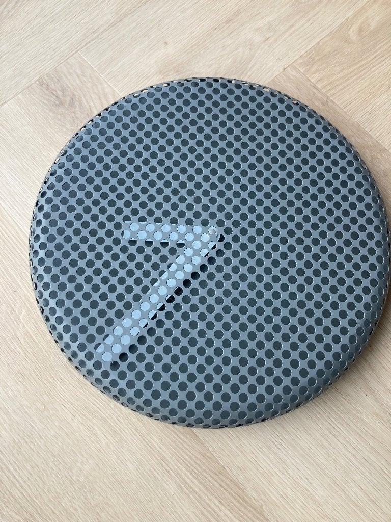 Mooie grijze klok, Huis en Inrichting, Woonaccessoires | Klokken, Ophalen, Wandklok, Analoog, Werkt op batterijen