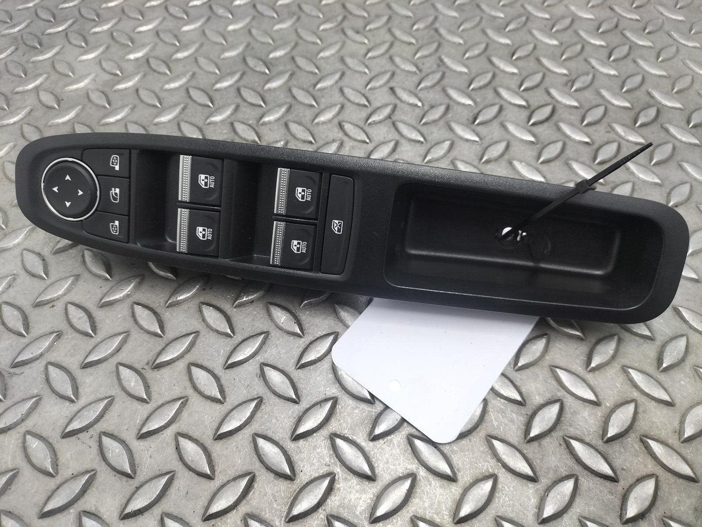 RENAULT 5 E-TECH SCHAKELAAR  ELEKTRISCHE RAMEN 254103977R 20, Ophalen of Verzenden, Gebruikt, ARN erkend