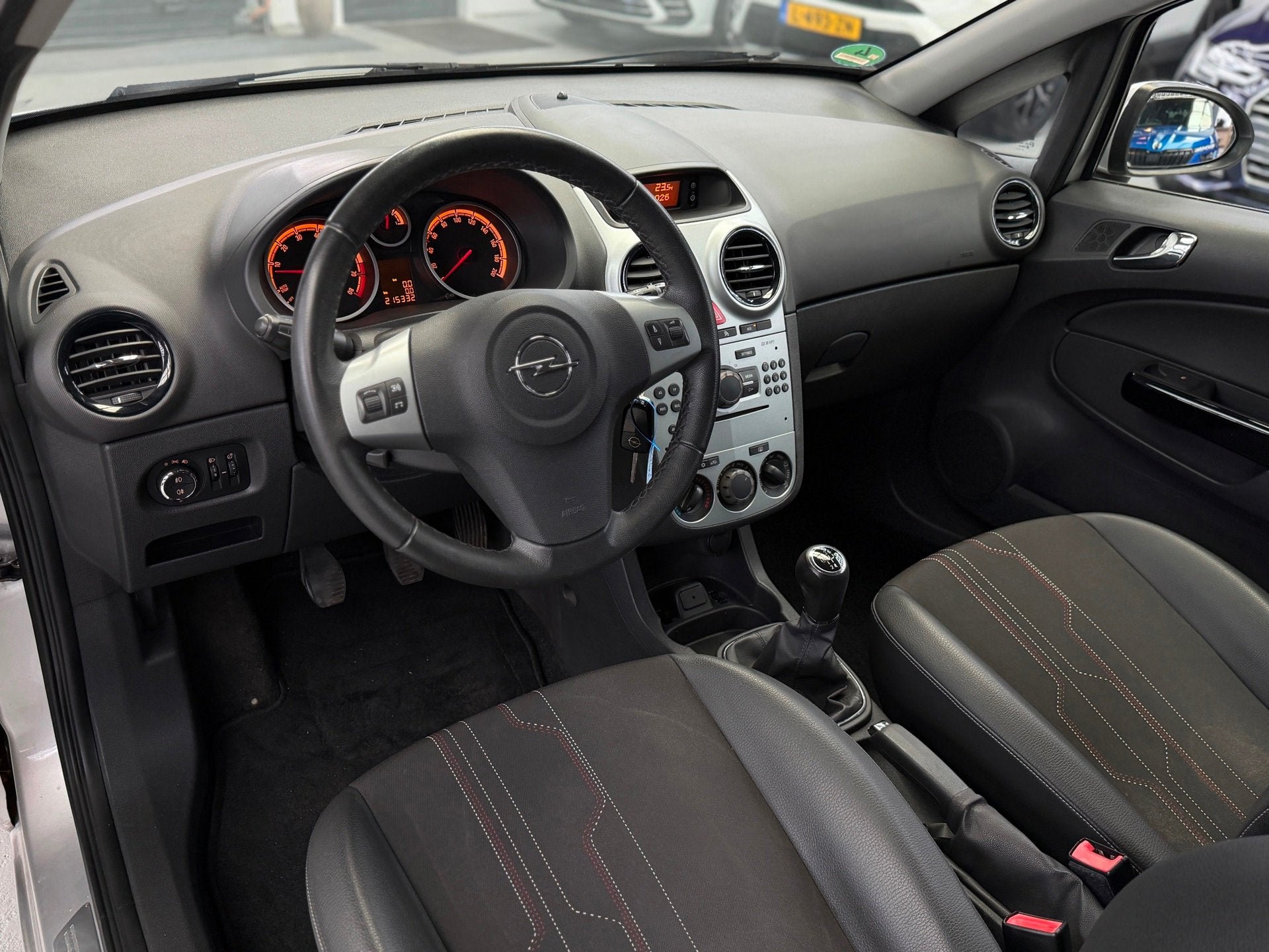 Opel Corsa 1.2-16V Rhythm Airco, Auto's, Voorwielaandrijving, Euro 5, Gebruikt, Zwart