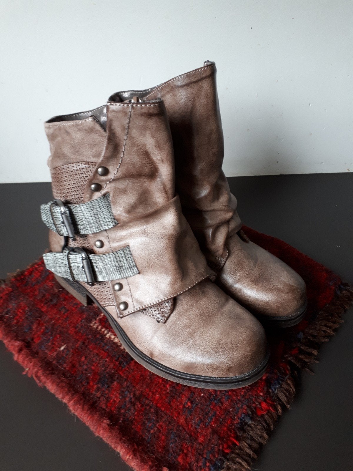laarzen half hoog zgan mt 38 Kayla beige winter, Ophalen, Beige, Lage of Enkellaarzen, Zo goed als nieuw