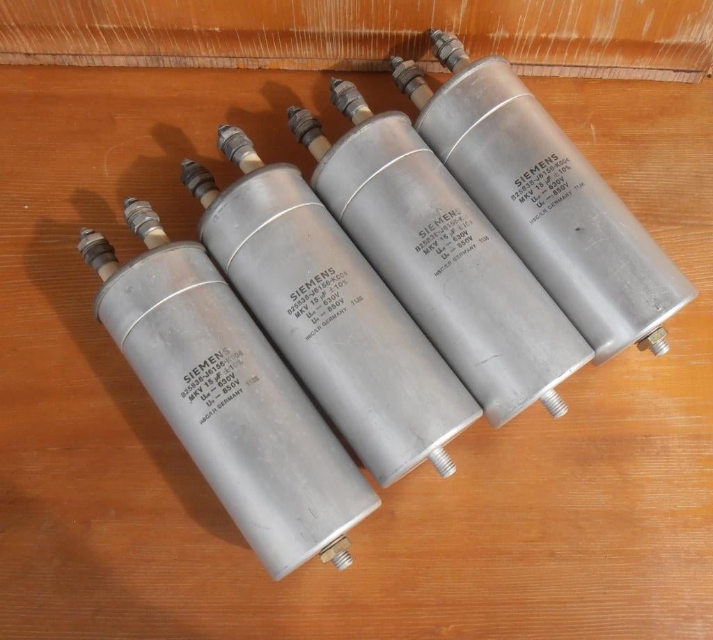 22 X SIEMENS MKV OIL Filled 15UF – 850 VDC, Ophalen, Buis of Buizen
