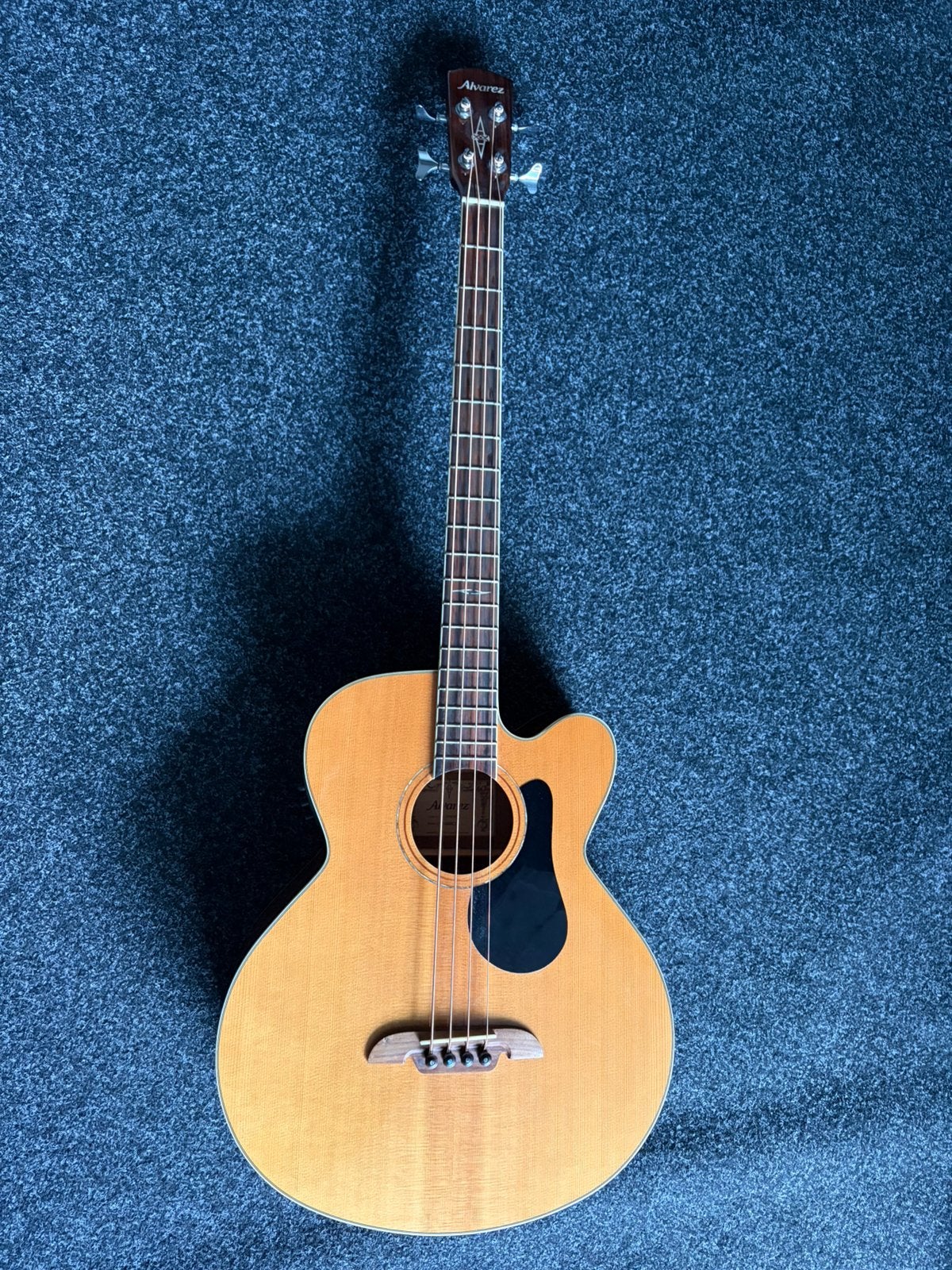 Alvarez Akoestische Basgitaar - Zo goed als nieuw, Ophalen, Gebruikt, Akoestisch