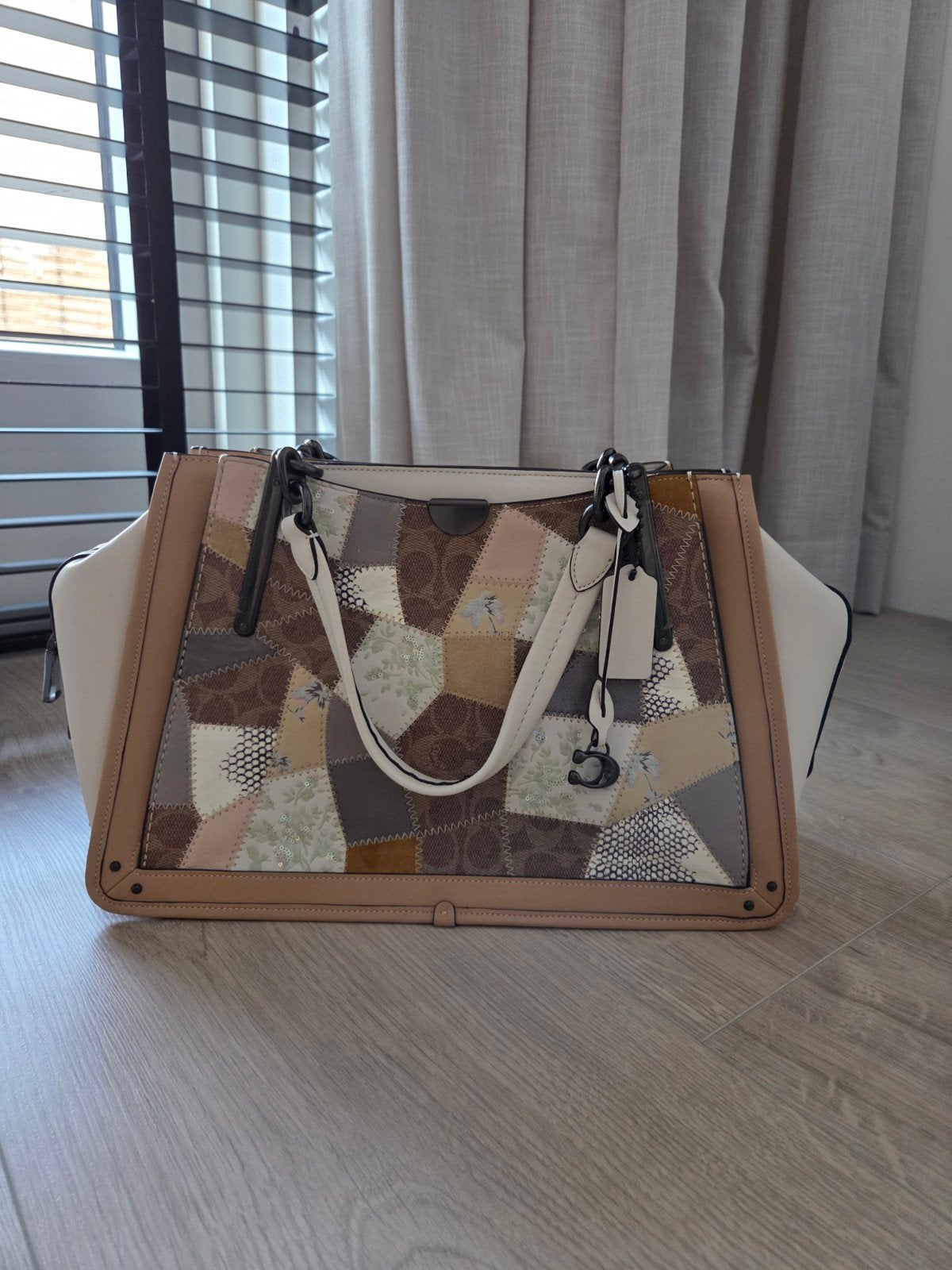 Coach Patchwork Handtas - Nieuw zonder prijskaartje, Ophalen of Verzenden, Nieuw, Bruin, Handtas