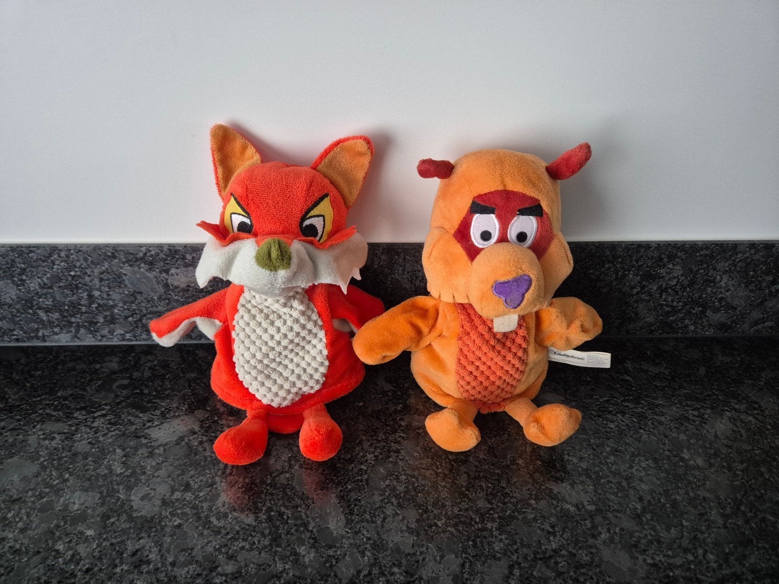 Fabeltjeskrant  - Handpop Lowieke de Vos en Willem de Bever, Verzamelen, Poppetjes en Figuurtjes, Ophalen of Verzenden
