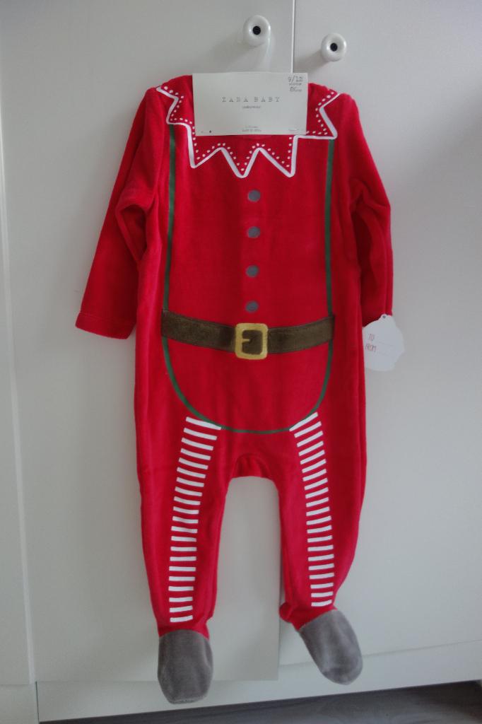 Nieuwe Kerst onesie van Zara maat 80 (9-12 mo) baby, Jongetje of Meisje, Nieuw, Ophalen of Verzenden, Zara
