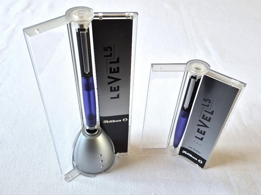 Pelikan Level L5 set Rollerball+Vulpen roestvrijstalen B-nib, Overige merken, Pennenset, Nieuw, Met doosje
