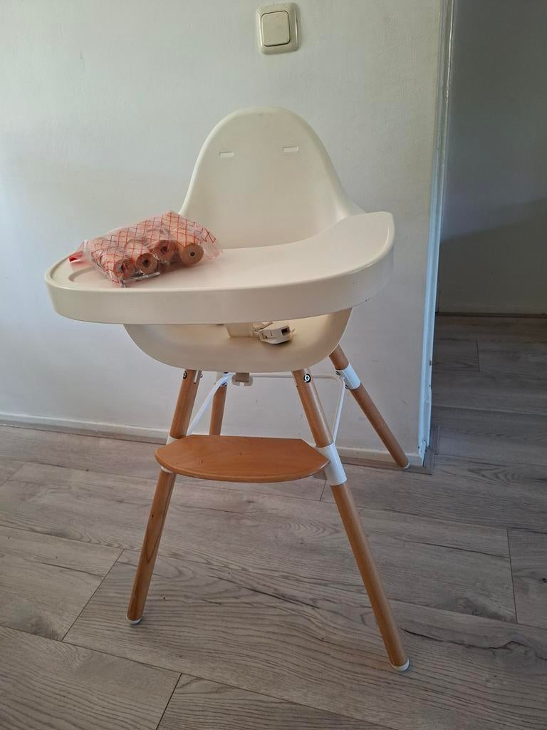 Childwood 2in1 Evolu Kinderstoel - Tafelhoogte, Ophalen, Gebruikt, Meegroeistoel, Gordel(s)