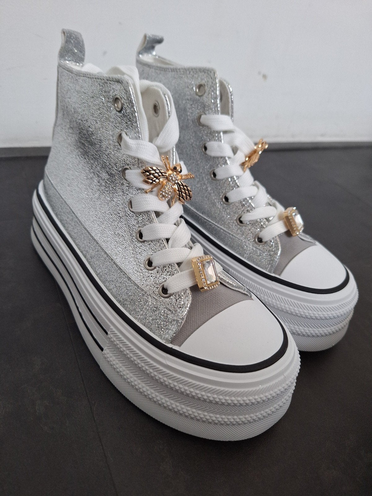 Glitter sneakers met plateauzool - Maat 40, Kleding | Dames, Ophalen of Verzenden, Nieuw, Overige kleuren, Sneakers of Gympen