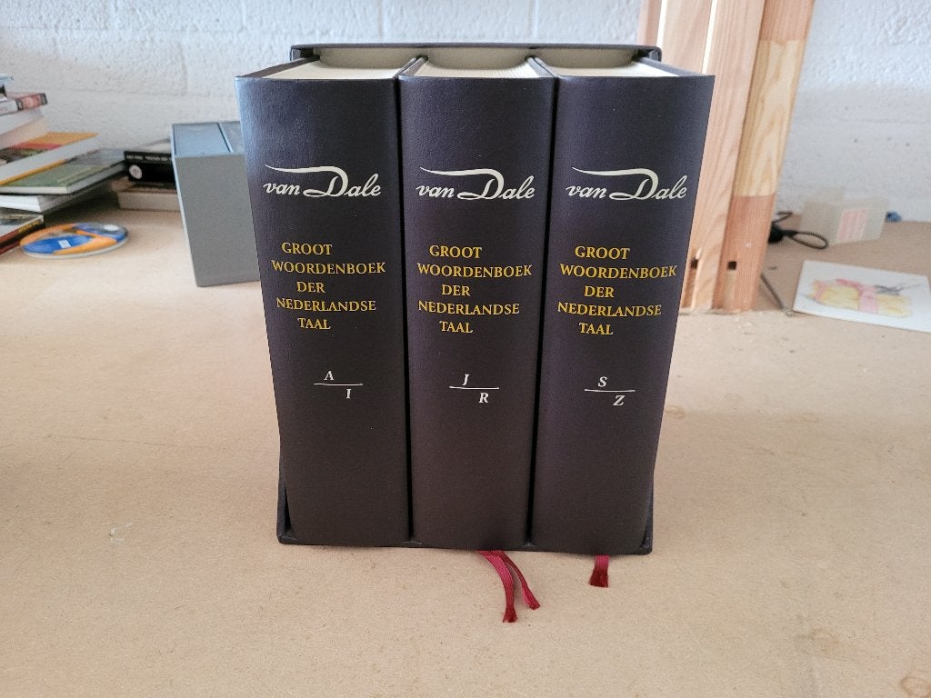 groot woordenboek van dale, Ophalen of Verzenden, Zo goed als nieuw, Van Dale, Nederlands