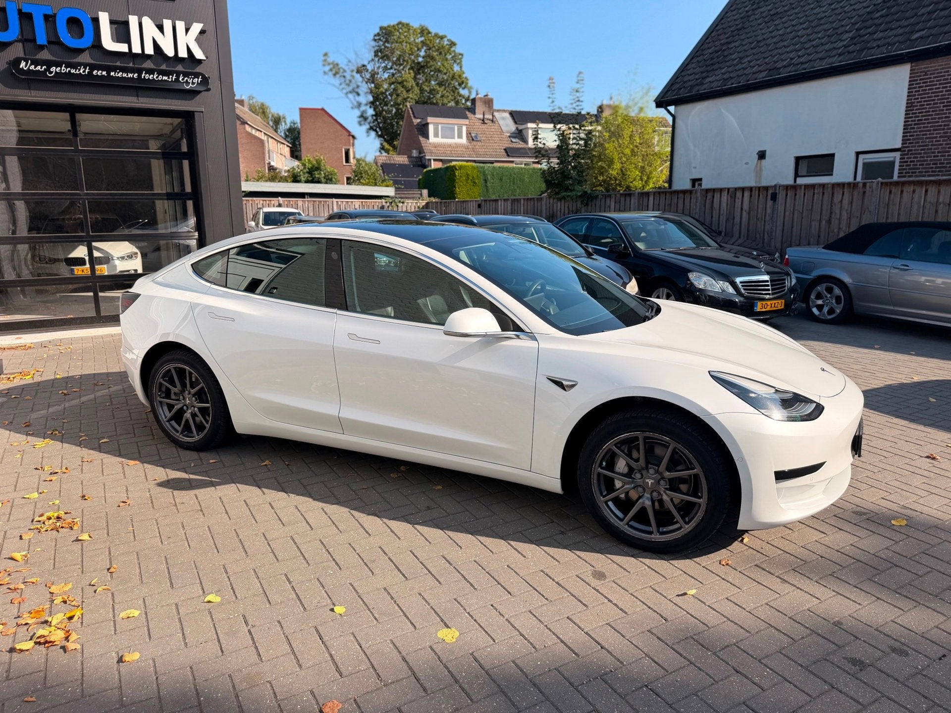 Tesla Model 3 Standard RWD | 82% SOH | PANO | LEER |, Auto's, Automaat, Achterwielaandrijving, Gebruikt, Zwart