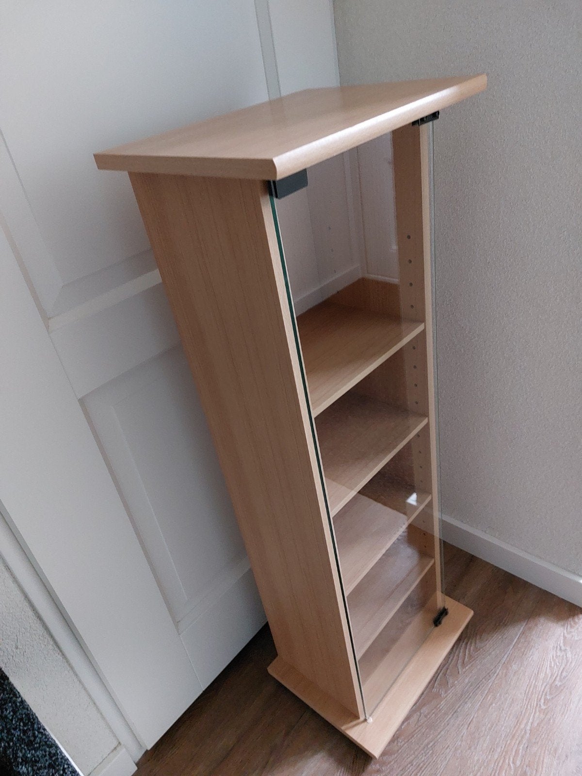 Kastje voor cd's en DVD'S of boeken, Ophalen, 75 tot 150 discs, Zo goed als nieuw, Hout