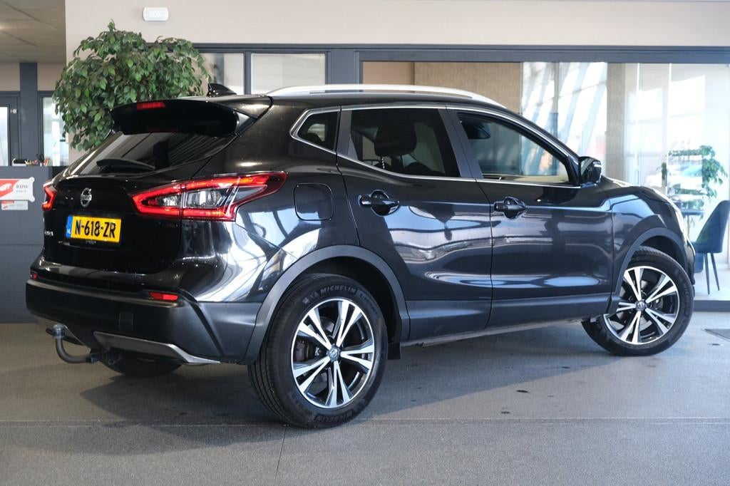 Nissan Qashqai 1.2 Tekna AUT 360 Camera Trekhaak Pano Led, Auto's, Nissan, Stof, Gebruikt, 4 cilinders, 116 pk