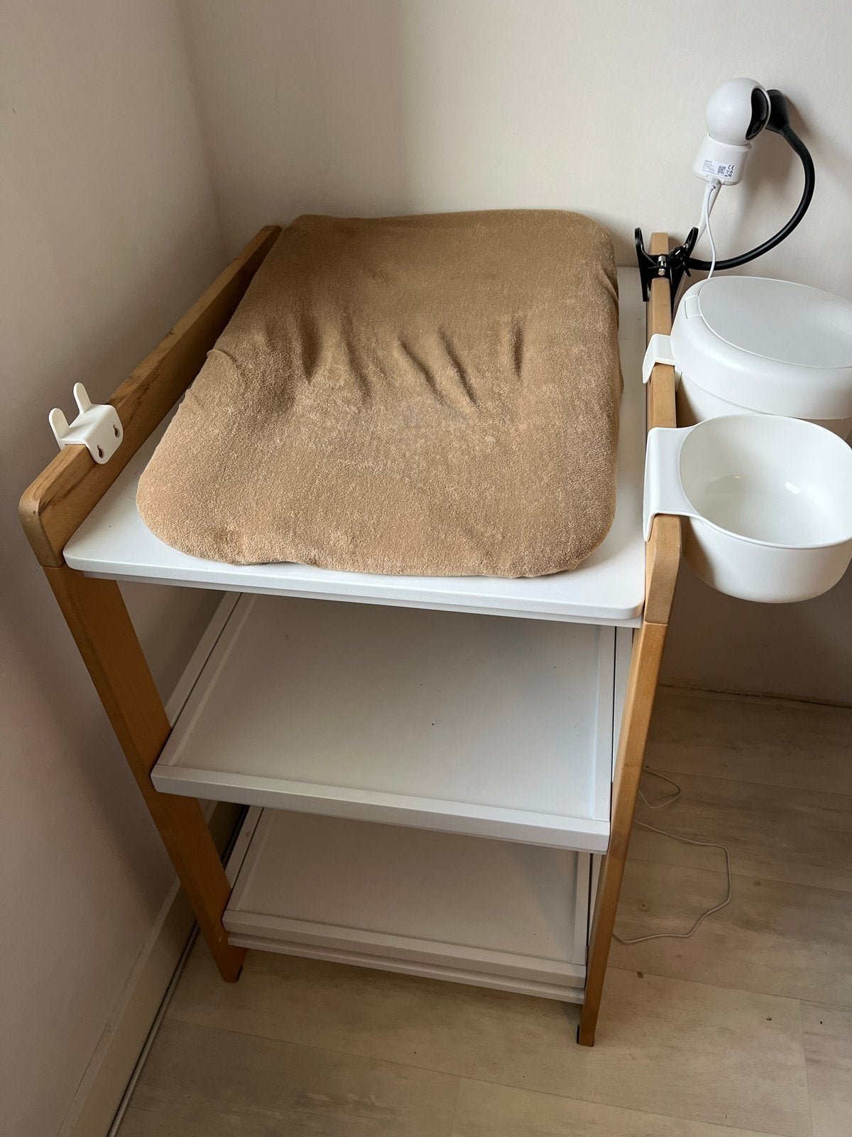Mobiele commode met Ikea bakjes en verschoonkussen, Ophalen, Gebruikt, 50 tot 70 cm, 75 tot 100 cm