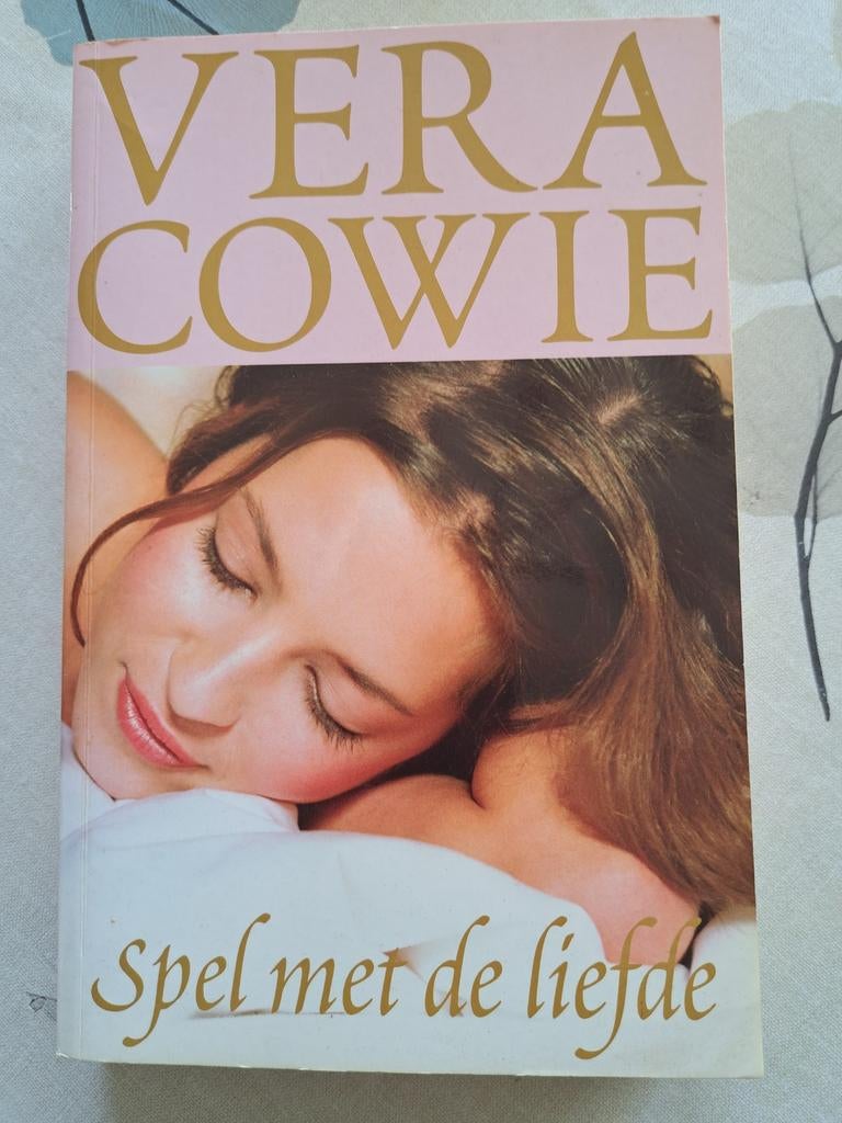 Vera Cowie - Spel met de liefde, Boeken, Ophalen of Verzenden