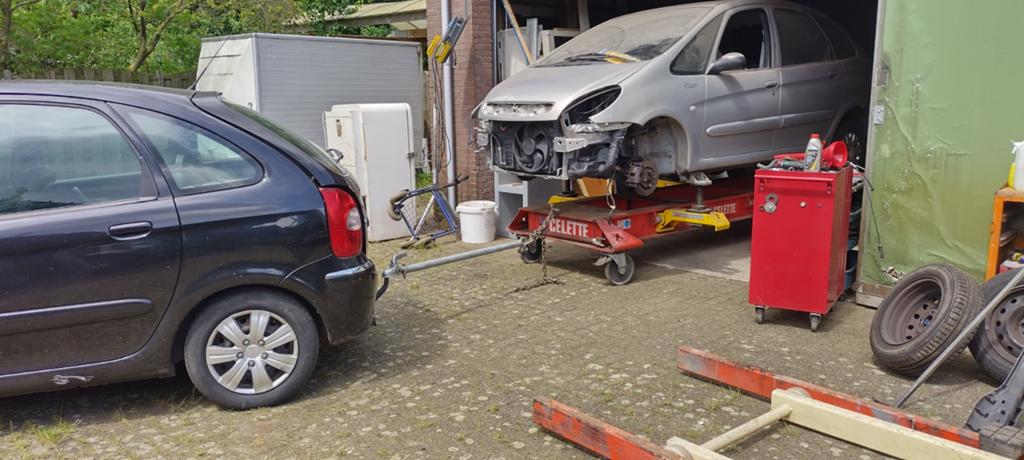 Div. onderdelen VW NEW BEETLE. BMW X3 MINI R50, Ophalen of Verzenden, Links, Mini, Motorkap