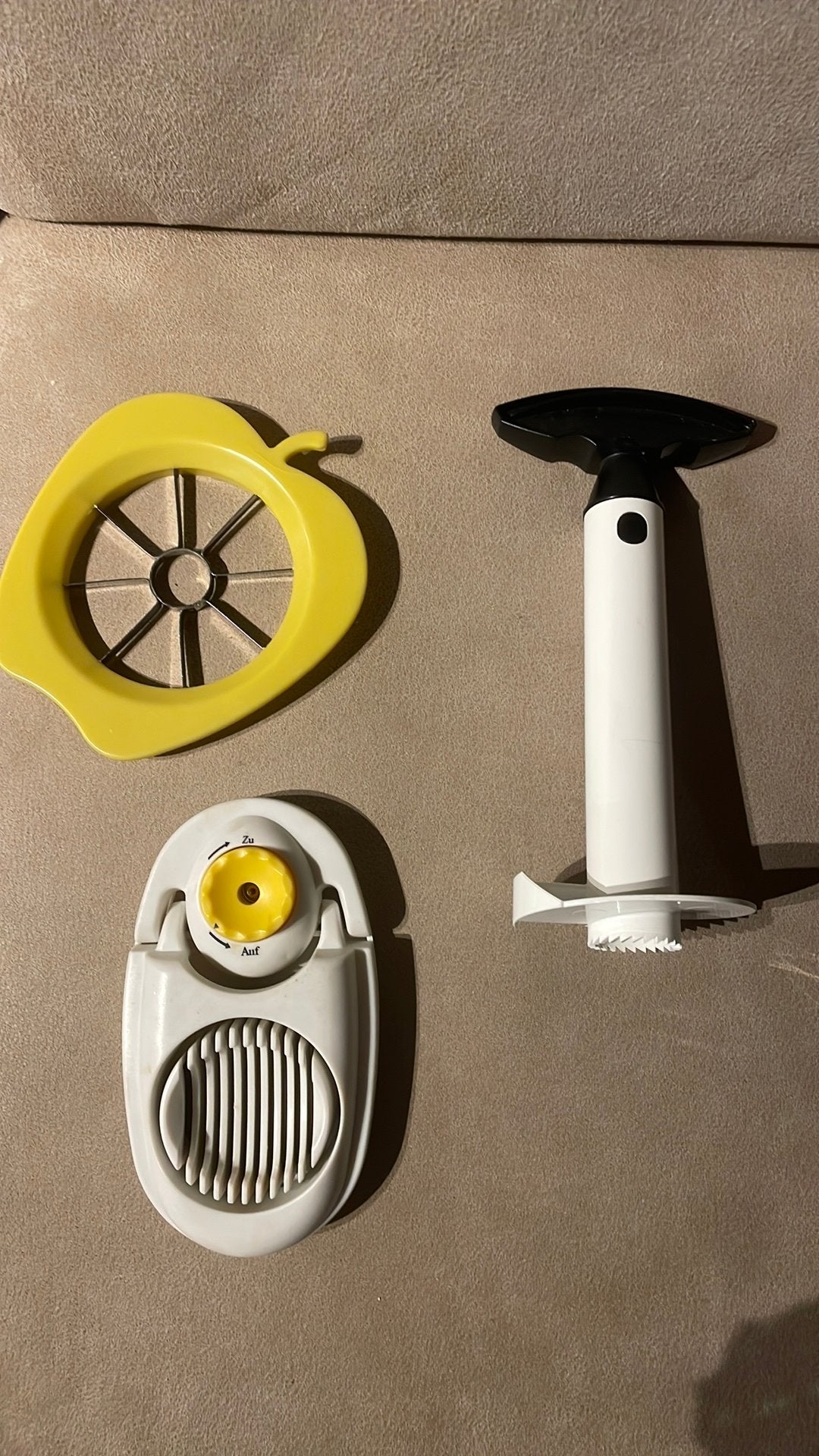Appel- ei- en ananassnijder, Snij-/serveerplank, Ophalen of Verzenden, Zo goed als nieuw, Kunststof