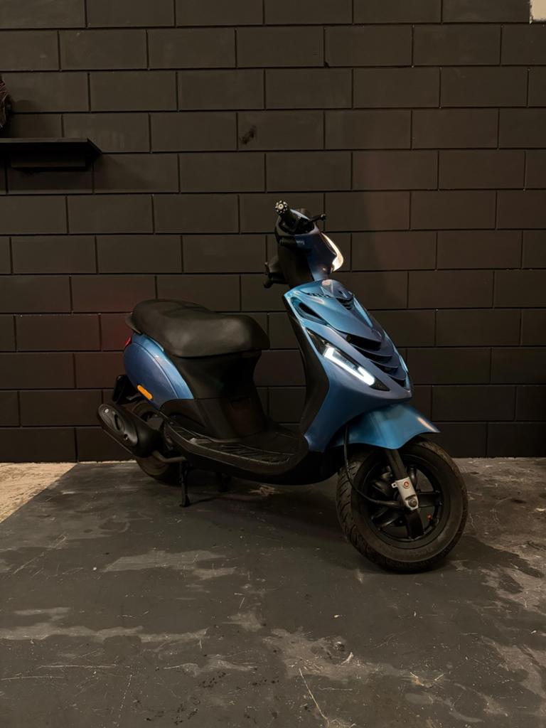 Piaggio Zip brom 4T 50cc custom, Ophalen, ., Maximaal 45 km/u, Zip