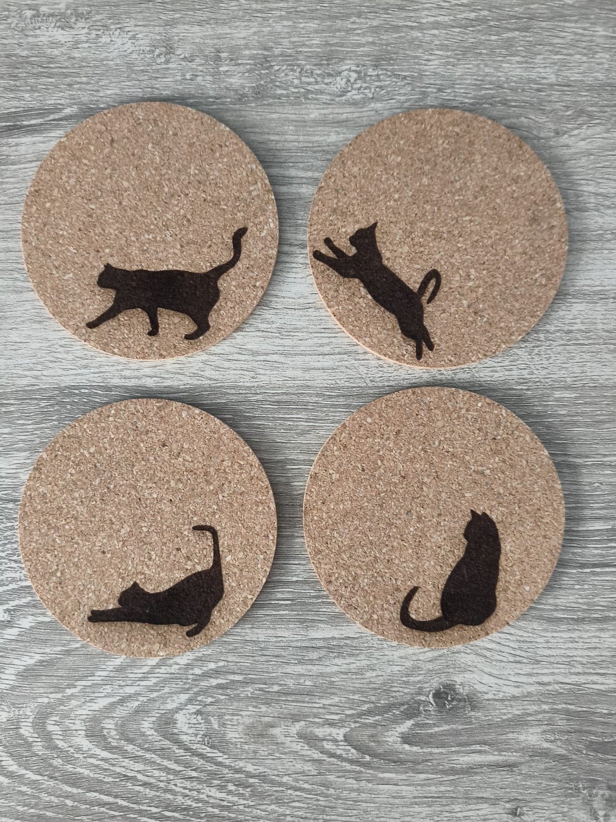 Leuke kurken onderzetters met katten design (4 stuks), Overige stijlen, Ophalen of Verzenden, Zo goed als nieuw, Natuurlijk materiaal