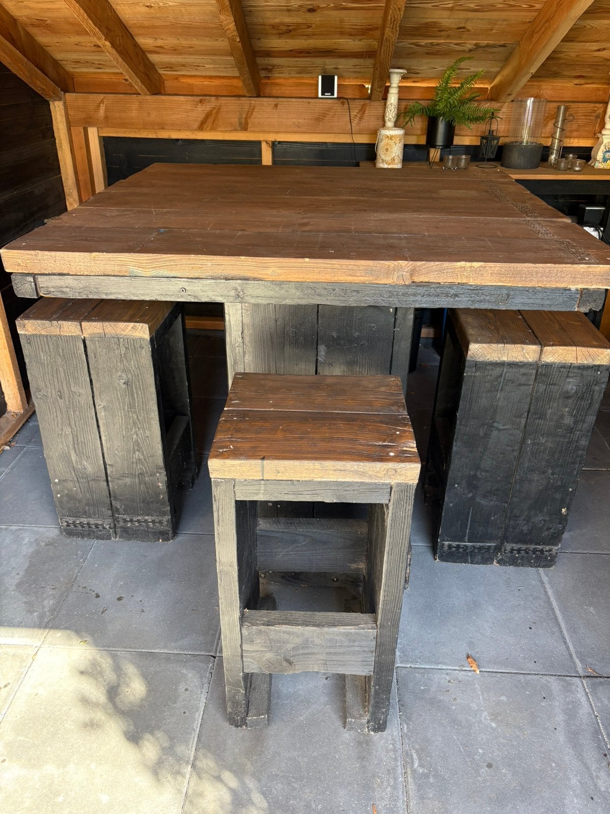 Tuinbar set 4 krukken, Tuin en Terras, Ophalen, Gebruikt, Hout, 4 zitplaatsen