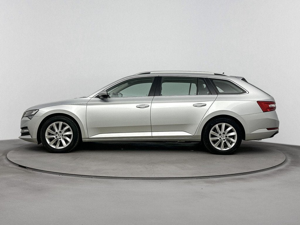 Skoda Superb Combi 1.4 TSI iV Business Edition Plus 218PK |, Auto's, Skoda, Stof, Gebruikt, 4 cilinders, Hybride Elektrisch/Benzine