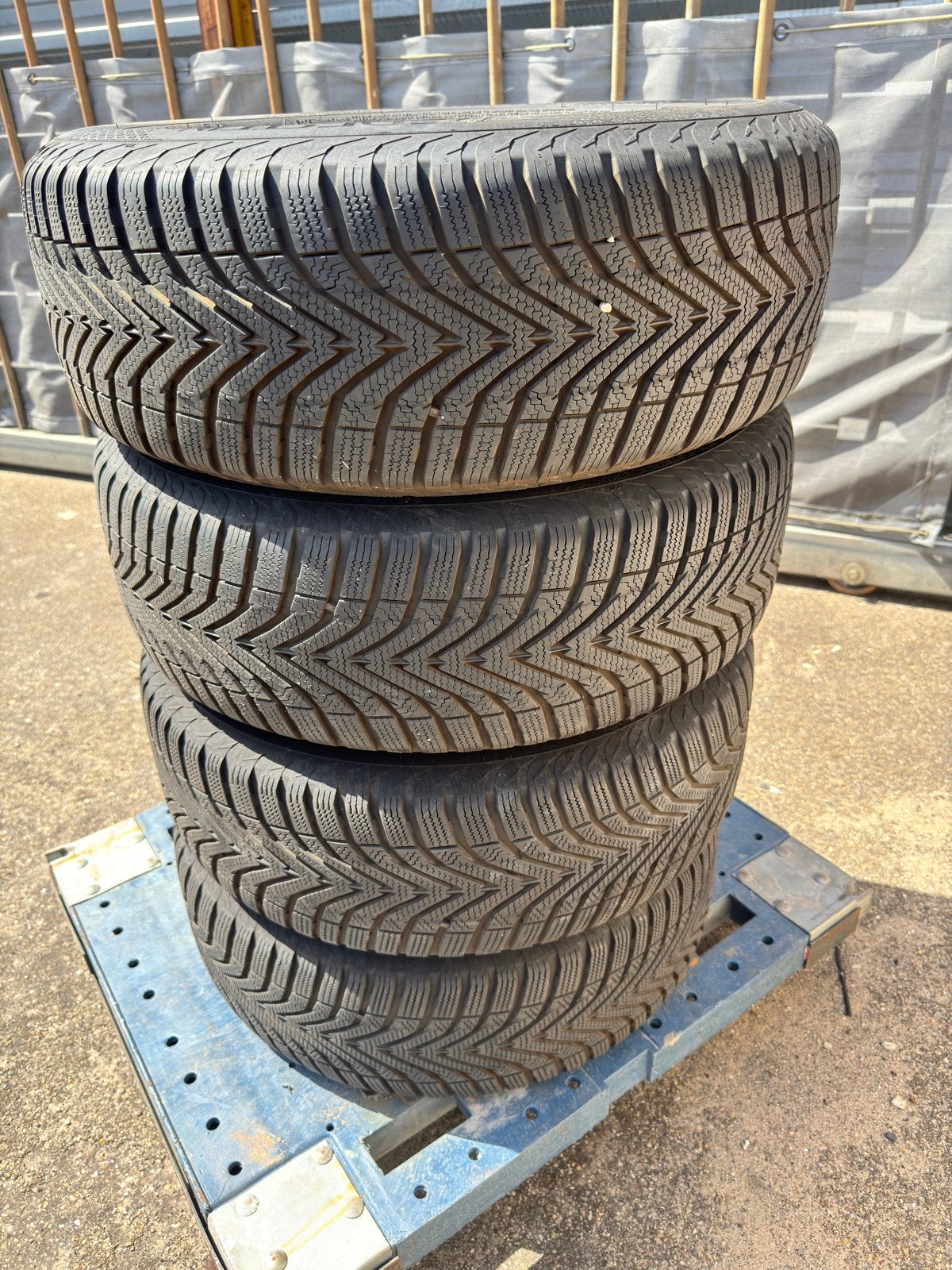 Vredestein Snowtrac 205/55 R16 Winterbanden met Velgen, Auto-onderdelen, Banden en Velgen, Ophalen, Gebruikt, 16 inch, Banden en Velgen