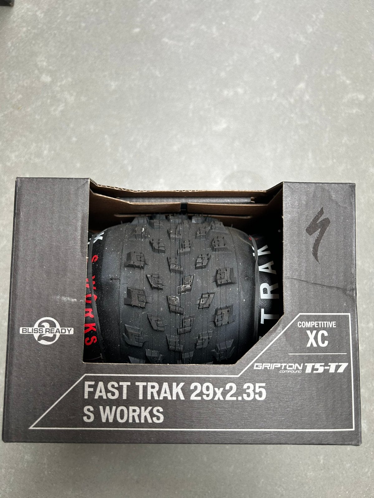 Specialized S-Works Fast Trak 29 x 2.35 mtb band., Fietsen en Brommers, Band, Ophalen of Verzenden, Zo goed als nieuw, Mountainbike