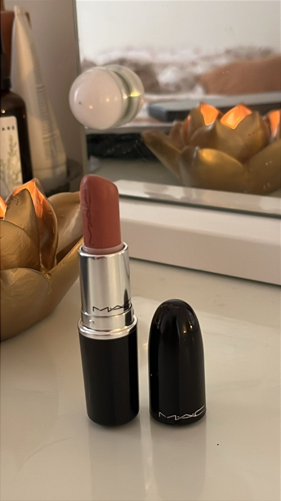 MAC Lusterglass Lipstick 540 'Thanks it’s MAC', Lippen, Beige, Ophalen of Verzenden, Zo goed als nieuw