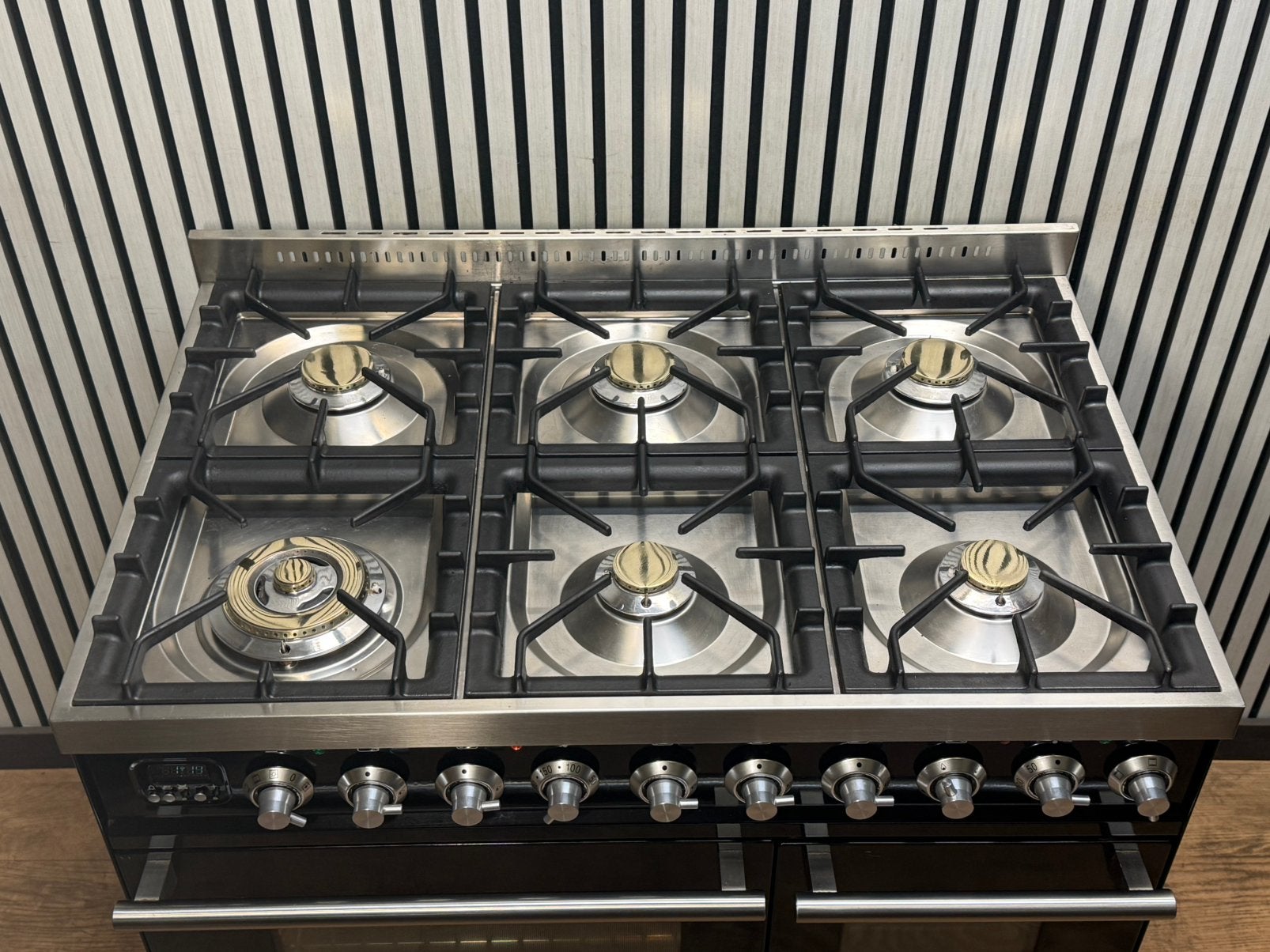 Luxe Boretti Fornuis zwart hoogglans 6 pits Incl. Afzuigkap, Fornello Esperta, Ophalen of Verzenden, Zo goed als nieuw, Energieklasse A of zuiniger