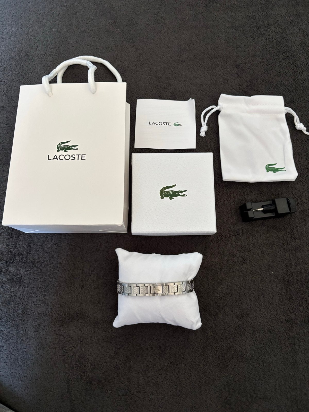 Lacoste Armband Zilverkleurig met Krokodil Logo, Ophalen of Verzenden, Nieuw, Zilver, Staal