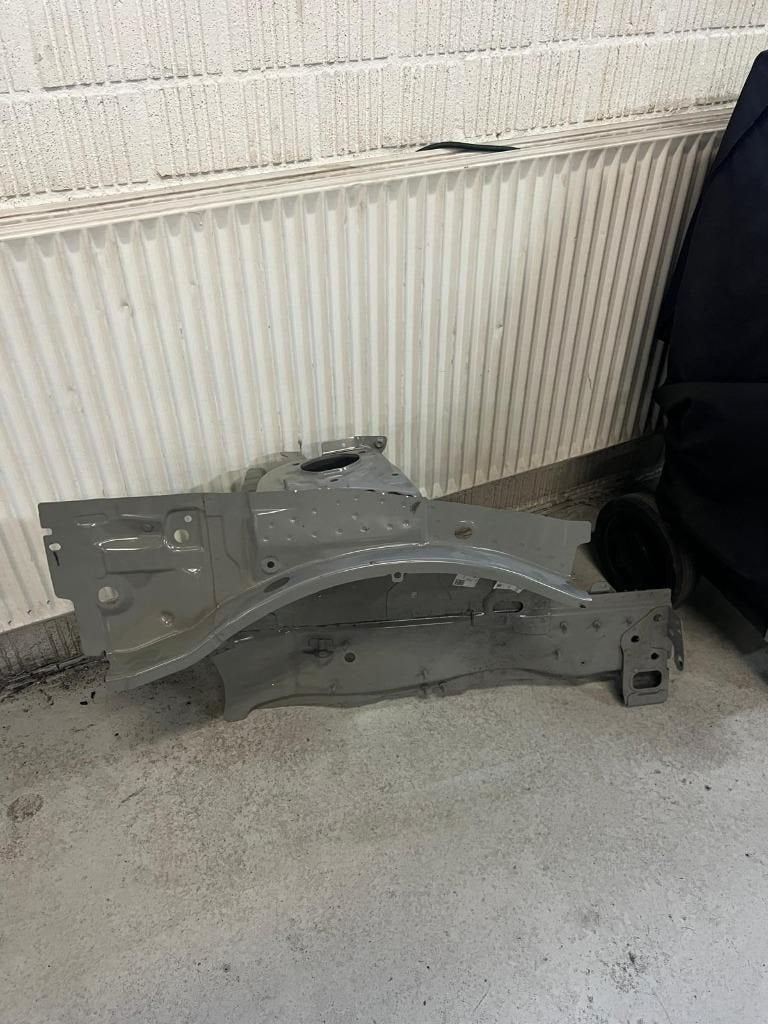Mercedes W177 W118 A CLA GLA Carrosserie Rechtsvoor Chassis, Gebruikt, -, -, Ophalen of Verzenden