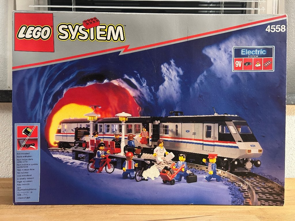 Lego City 9V Train 4558 - Metroliner - Zeer mooi en compleet