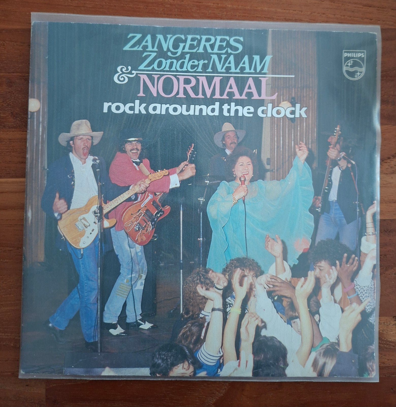 Normaal / Zangeres zonder naam - Rock around the clock - TOP, Ophalen of Verzenden, Gebruikt, 7 inch, Nederlandstalig