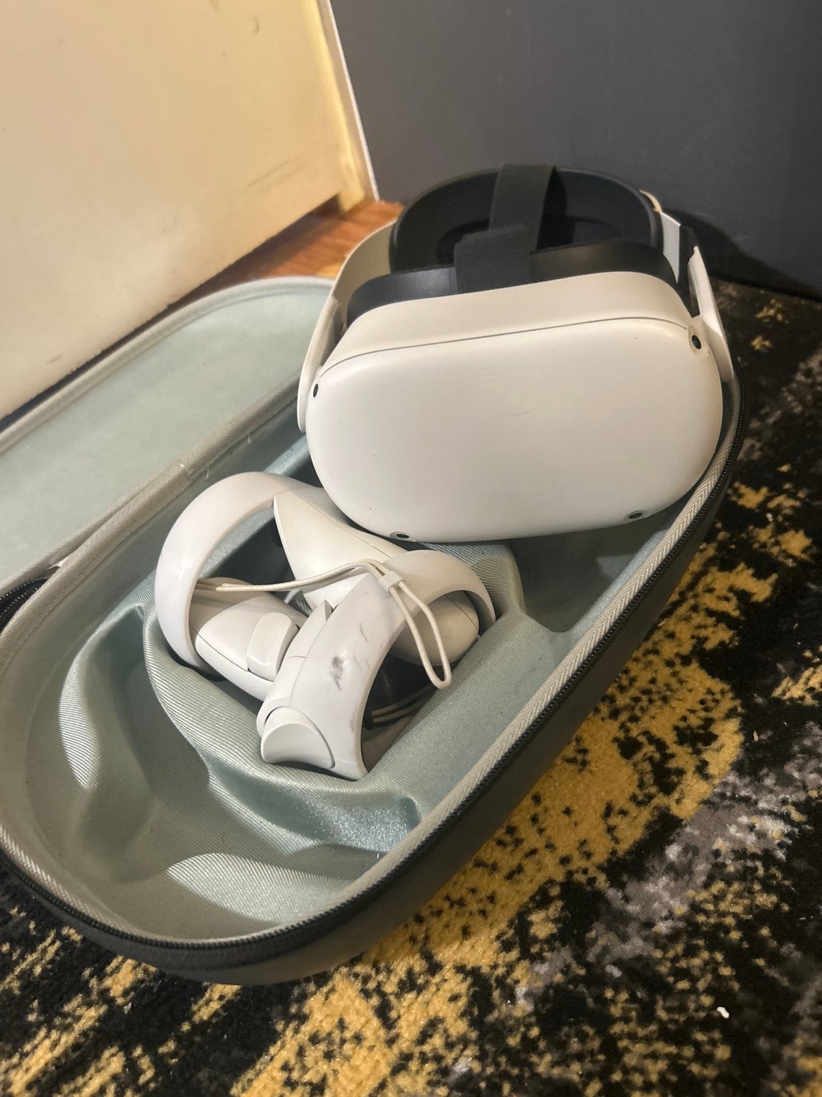 Meta Quest 2 128GB met opbergdoos - Zo goed als nieuw, Ophalen of Verzenden, Zo goed als nieuw, VR-bril, Overige platformen