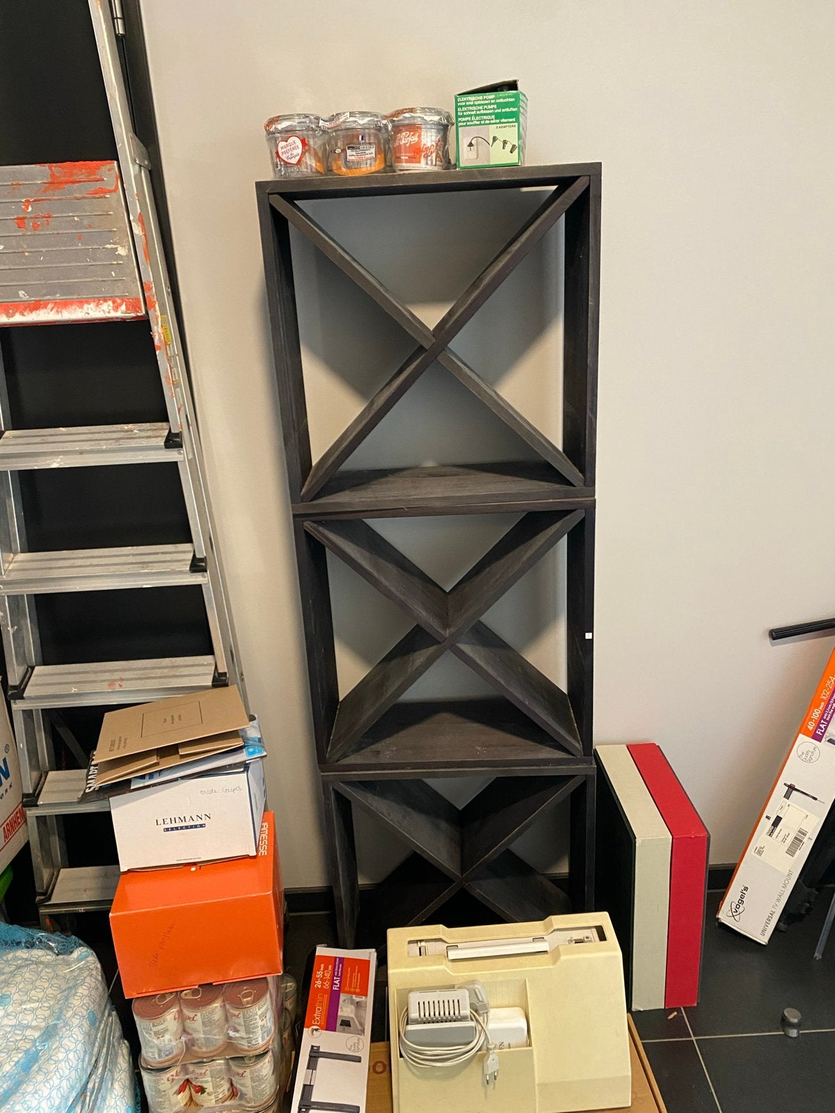Zwart houten wijnkast 4x6 flessen, Ophalen, Gebruikt, 15 tot 25 flessen, 75 – 100