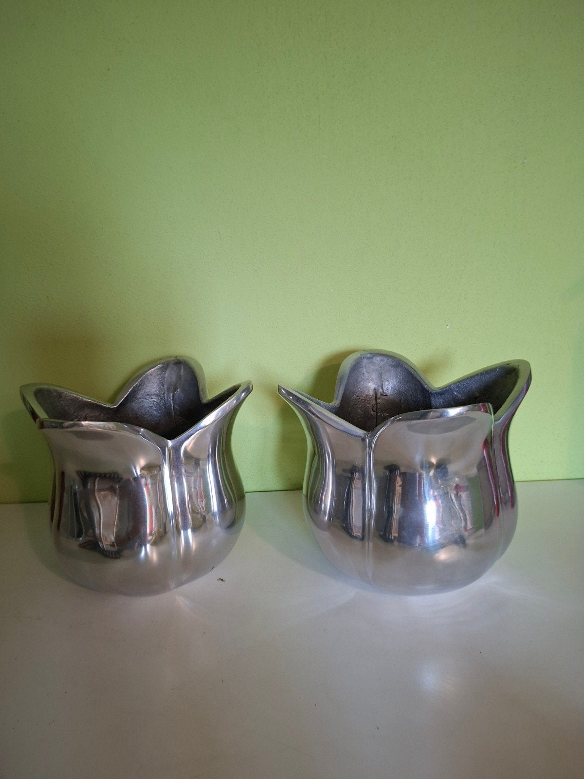 Set van 2 Brass & Boom Design Tulpvazen – Aluminium – Zilver, Ophalen of Verzenden