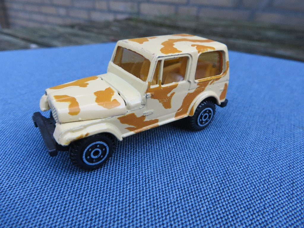 Made in China No 1603 Leger Jeep CJ-7, Ophalen of Verzenden, Gebruikt, Auto