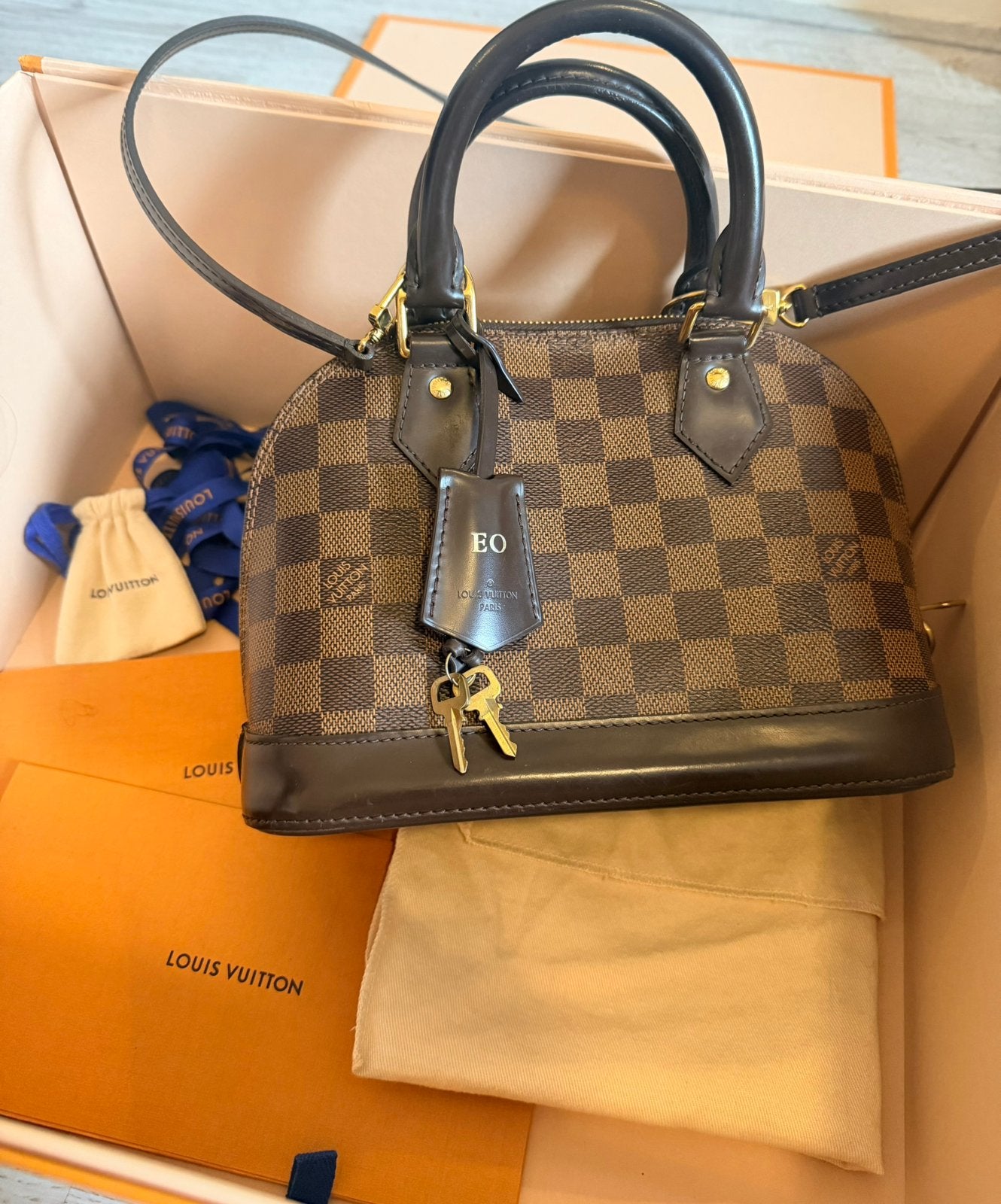 Louis Vuitton Alma BB, Sieraden, Tassen en Uiterlijk, Tassen | Damestassen, Ophalen, Gebruikt