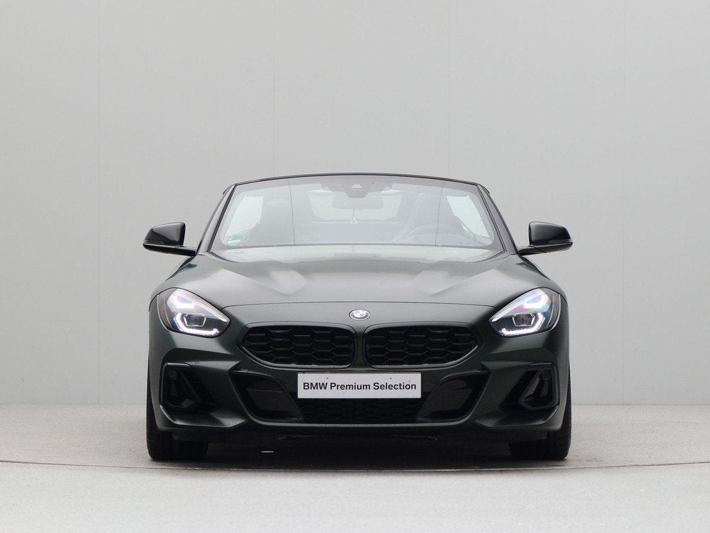 BMW Z4 M40i High Executive Roadster (bj 2025, automaat), Auto's, BMW, Achterwielaandrijving, Gebruikt, Zwart, 340 pk