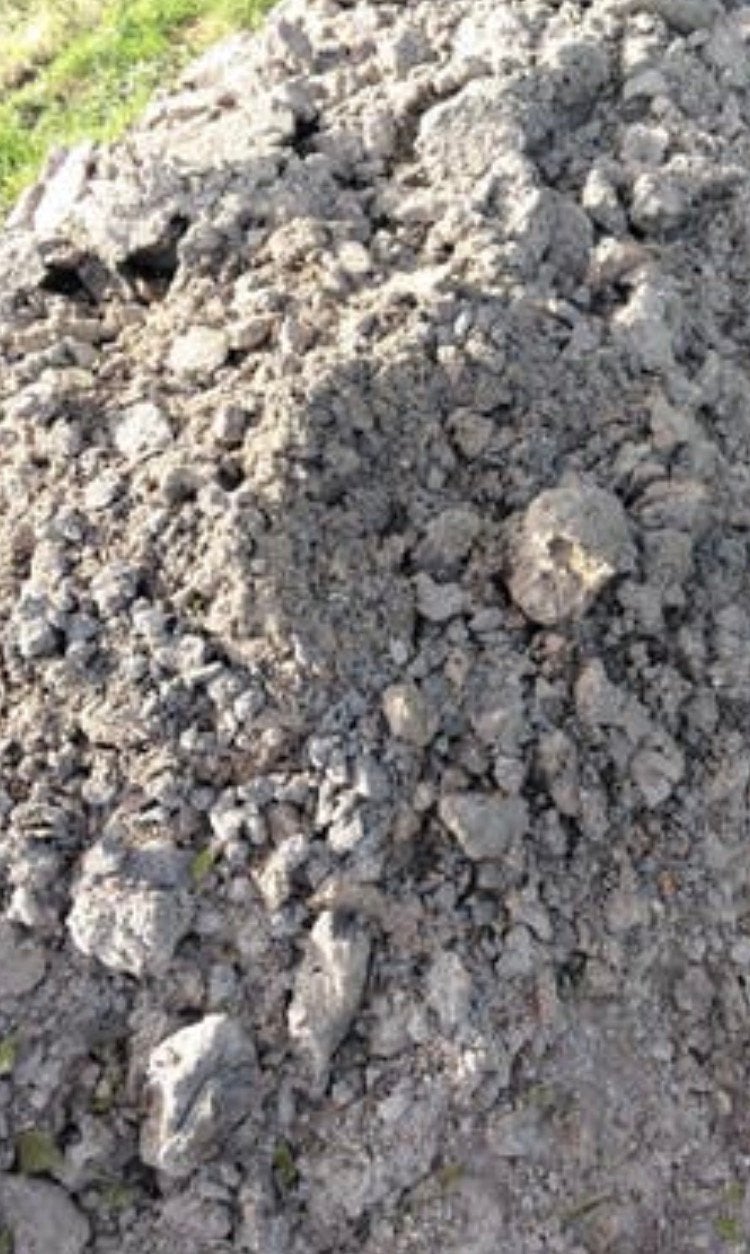 Gratis afhalen opvul zand / grond / tuinaarde. Circa 10 m3, Ophalen, Tuinaarde