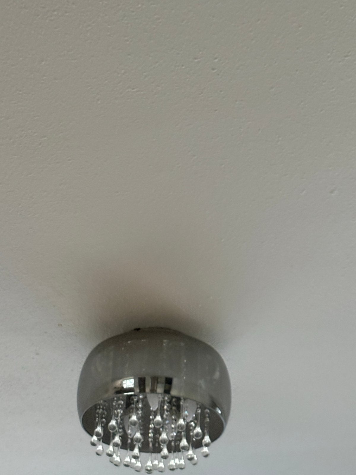 Moderne plafondlamp met kristallen druppels, Huis en Inrichting, Overige merken, Overige fittingen, Zo goed als nieuw, Zilver