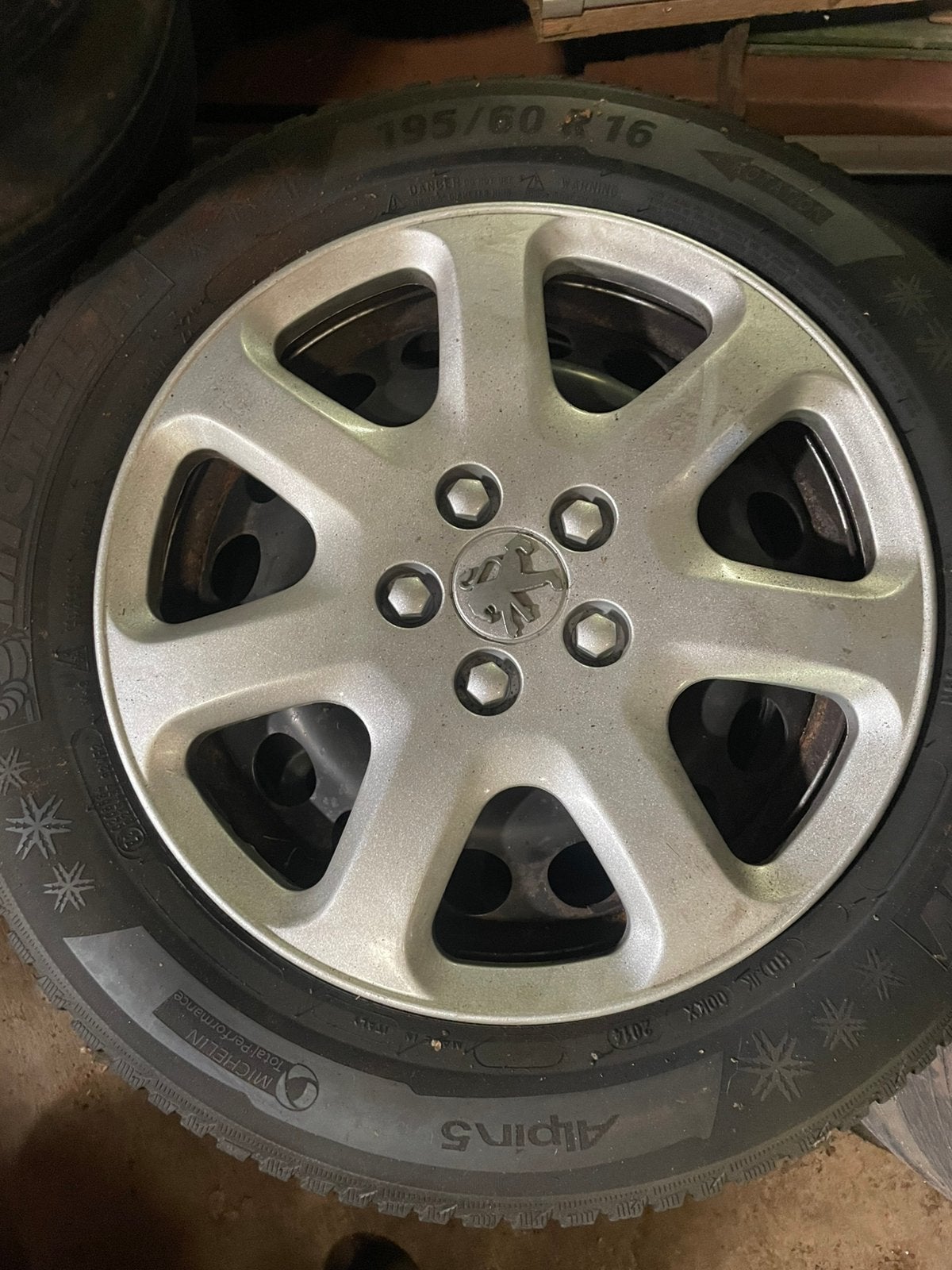 Peugeot 2008 winterbanden, Ophalen, Gebruikt