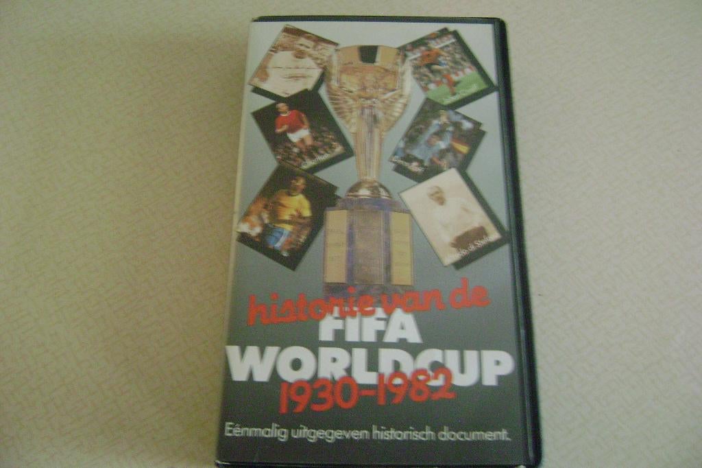 Fifa Wolrdcup historische voetbalvideo uit jaren 1930/1982, Ophalen of Verzenden, Gebruikt, Buitenlandse clubs, Overige typen